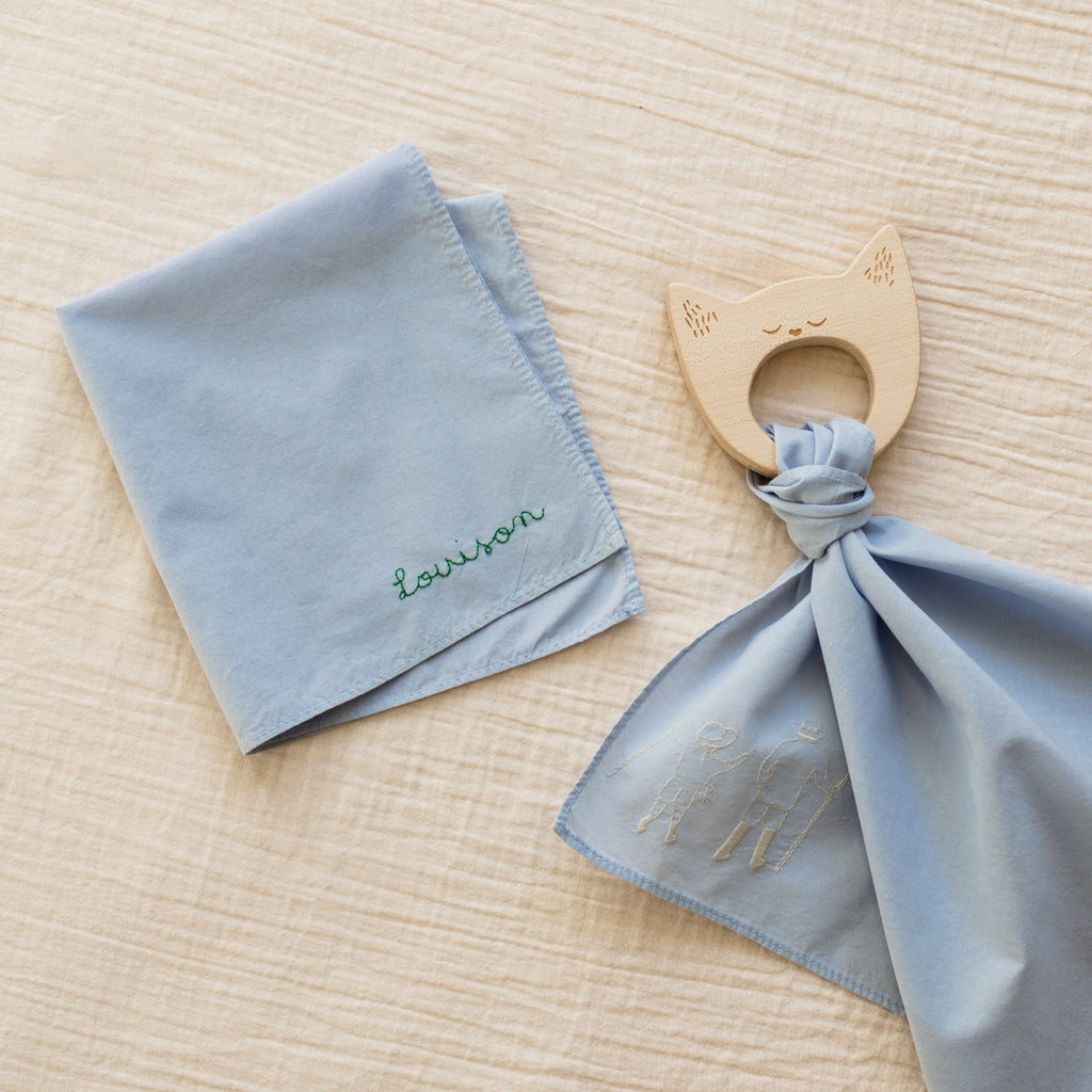 Mouchoir en tissu brodé personnalisé pour cadeau de naissance, doudou 